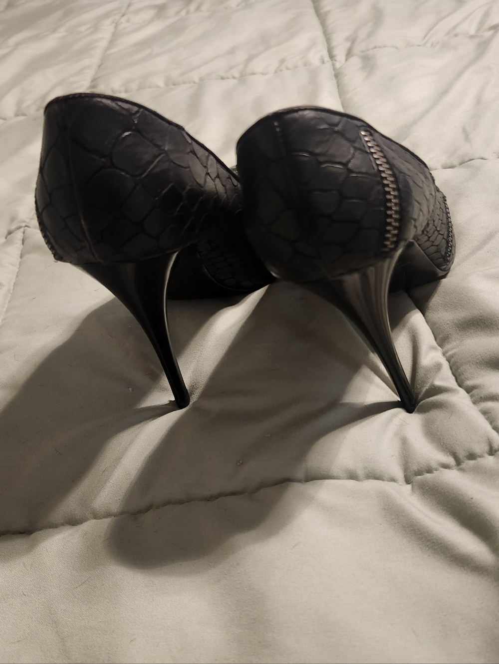 Giuseppe Zanotti Black Textured Heels - Picture 8 of 9
